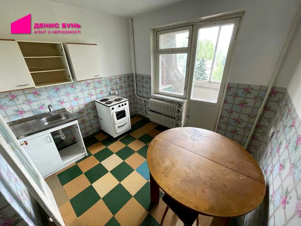Apartment. Dnipro, Dobrovolches' prov.