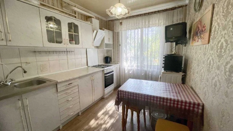 For sale apartment in Krasny Kamyen/Velika Dievoyska/Pokrovsky/