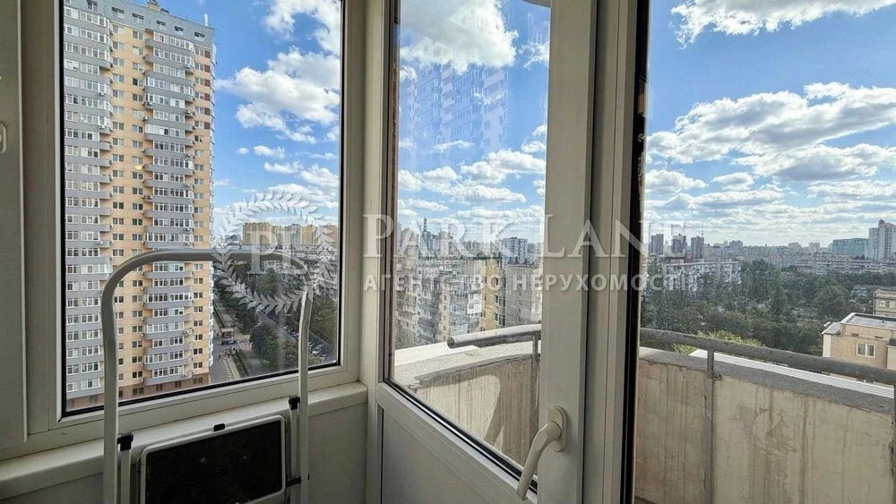 Продаж 2к квартири з ремонтом в ЖК Міністерський