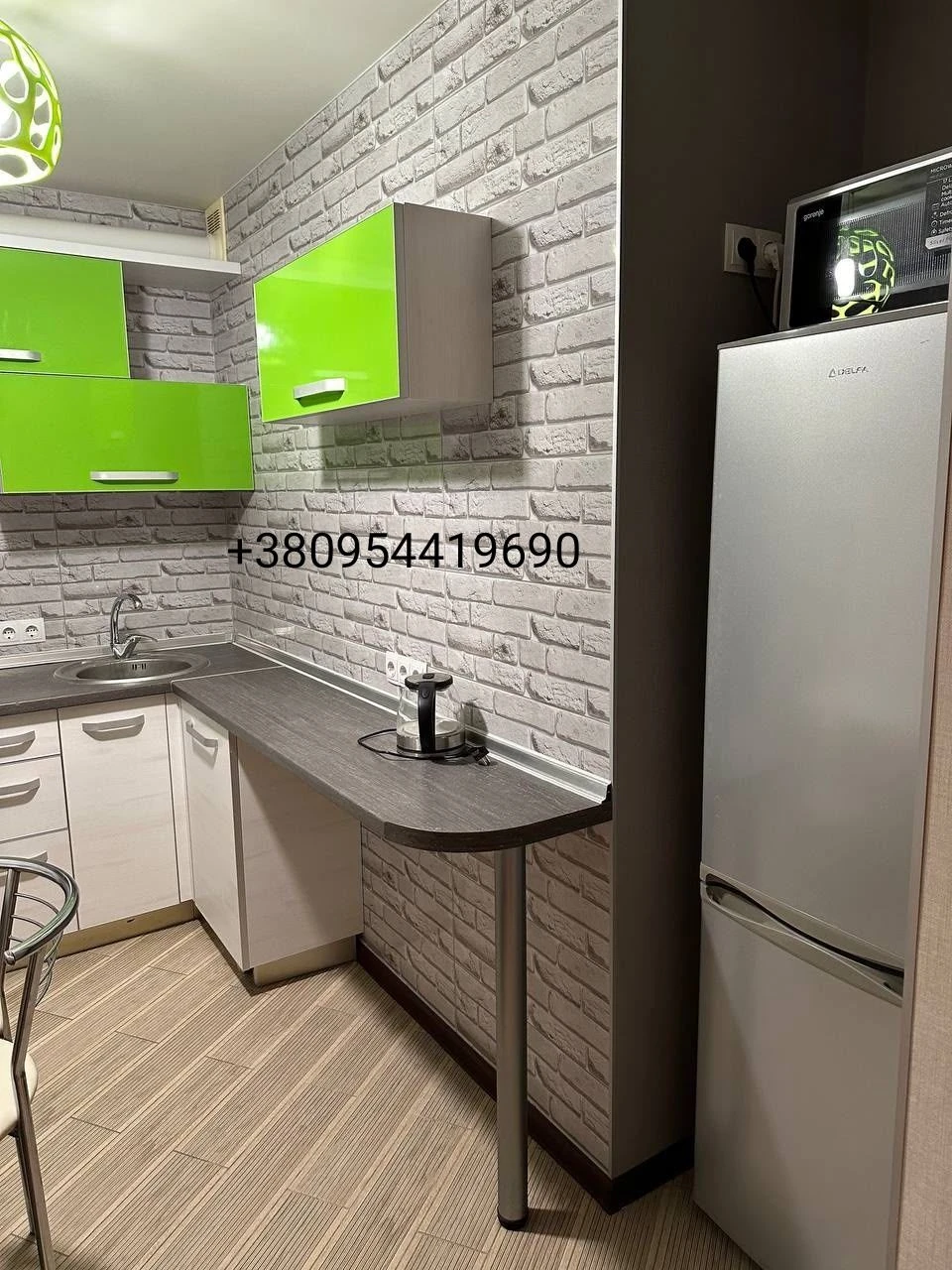 Продам 1к. квартиру з ремонтом 4/9 на Олексіївці.