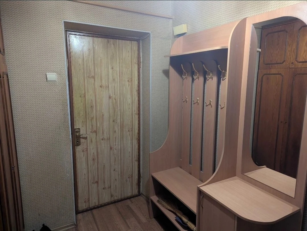 Продаж 3-кім. Залютине, Кирпич
