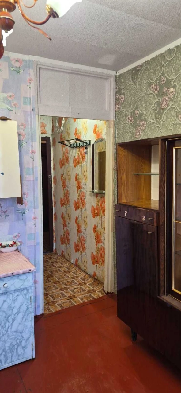 Apartment for sale, 21 sq.m. with its own bathroom, near Indur metro station