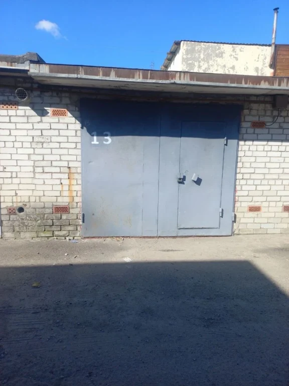 Гараж під СТО Пухівська