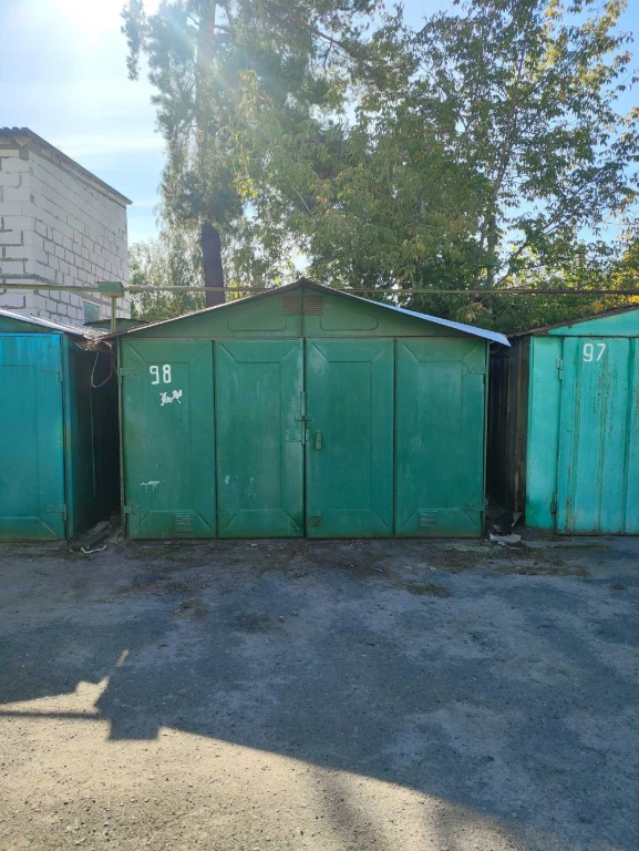 металевий гараж гбк Прикордонник вулиця Світла 6б