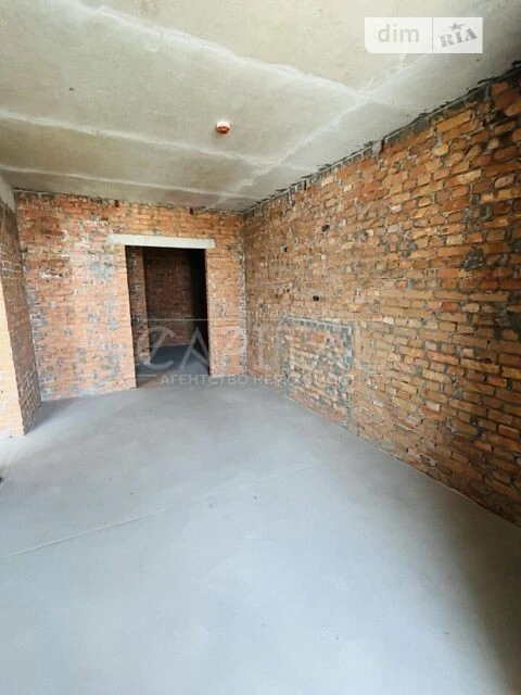 Sale of 2-room apartment 119.55 sq. m. on Vasylkivska Street 103 •