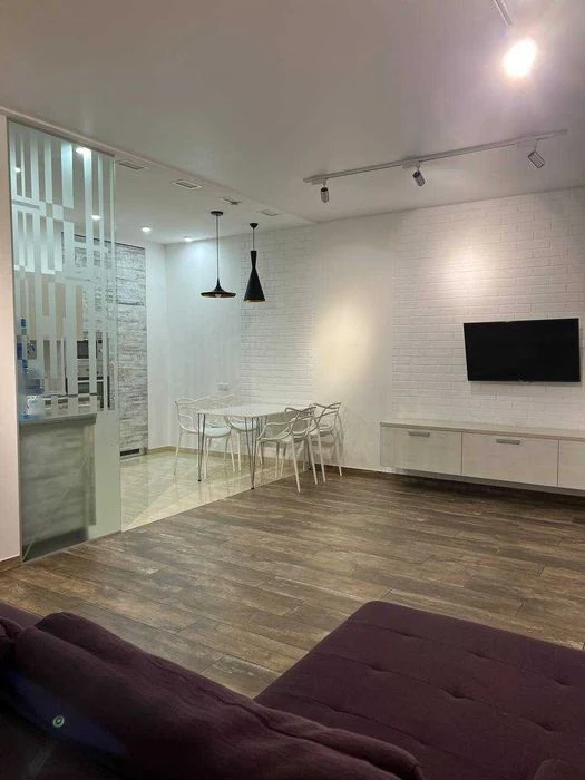 Residential complex "On Lyteynoy" 67m2, Center. 6/17, 3-room. Rem/meb/tech