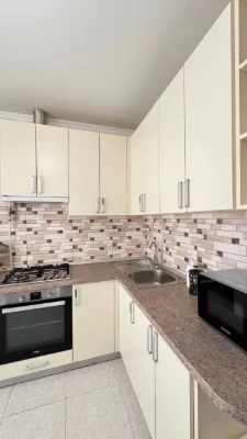 Продается 1-комнатная квартира 35 м², в кирпичном доме на