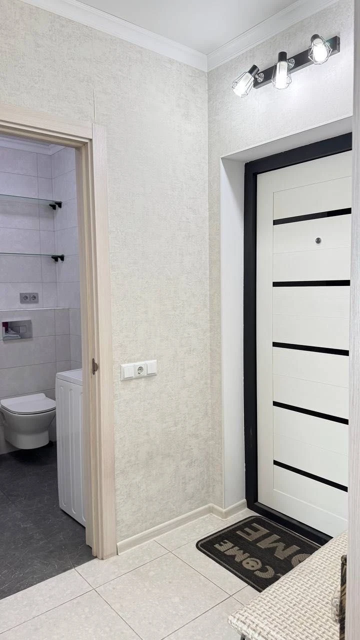 Продается 1-комнатная квартира 35 м², в кирпичном доме на