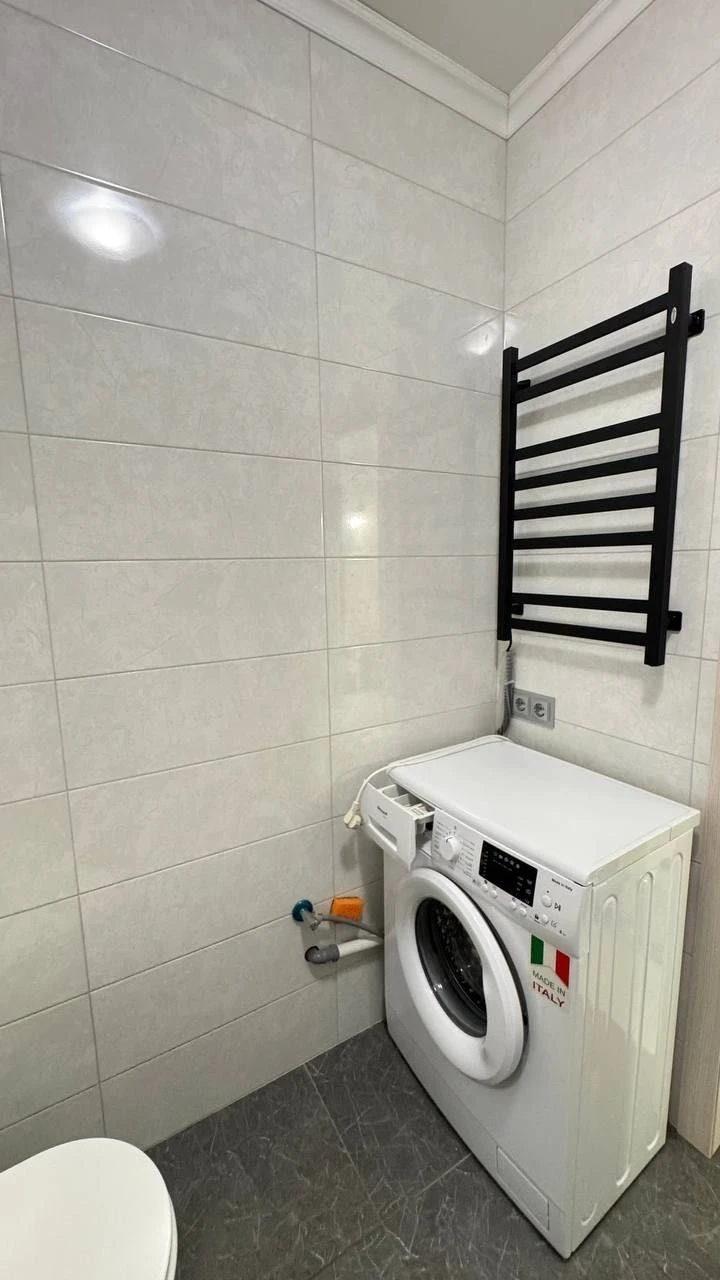 Продается 1-комнатная квартира 35 м², в кирпичном доме на
