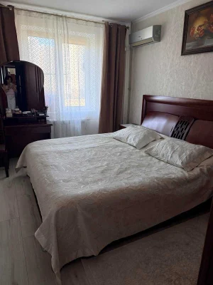 Продам 3-ком. квартиру на 4 ст. Фонтана. 1L21
