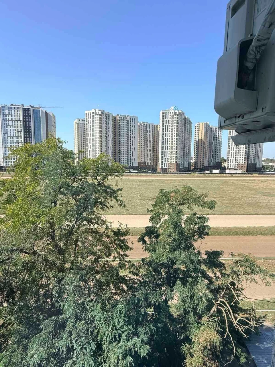 Продам 3-ком. квартиру на 4 ст. Фонтана. 1L21