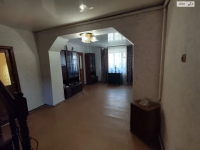 Sale of Part of a House in Slobodka