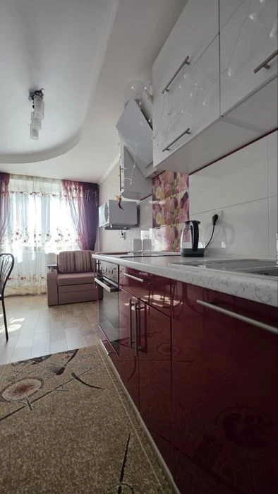 Продам однокімнатну  квартиру по вул. Бідного