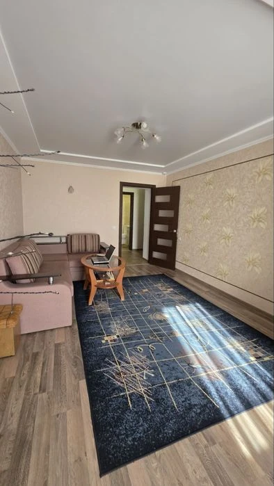 Продам однокімнатну  квартиру по вул. Бідного