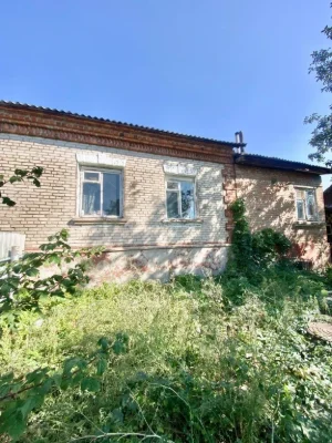 For sale, half of a house, Odeskoy district, own yard