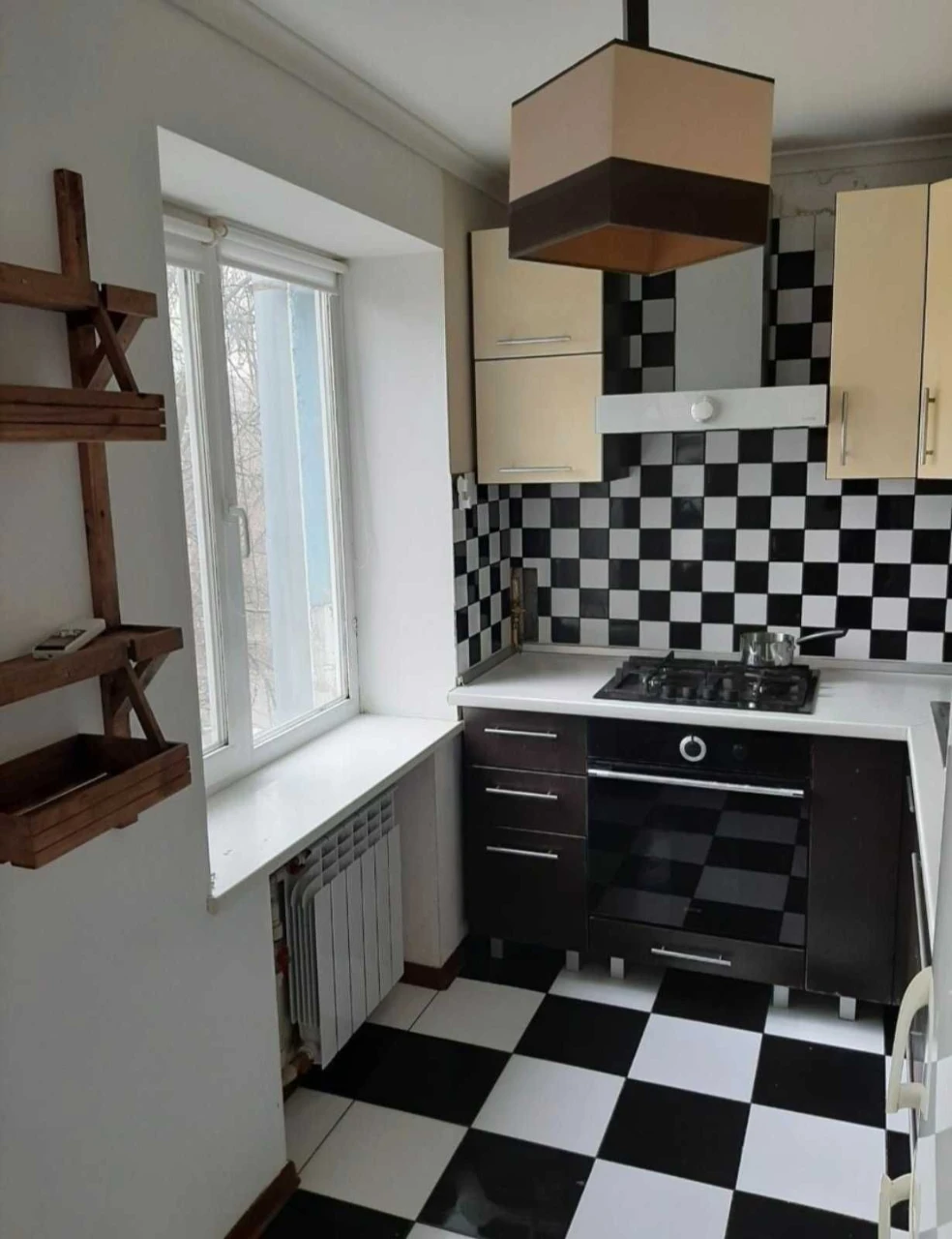 Продается 3 ком квартира по ул. Героев 93 бригады