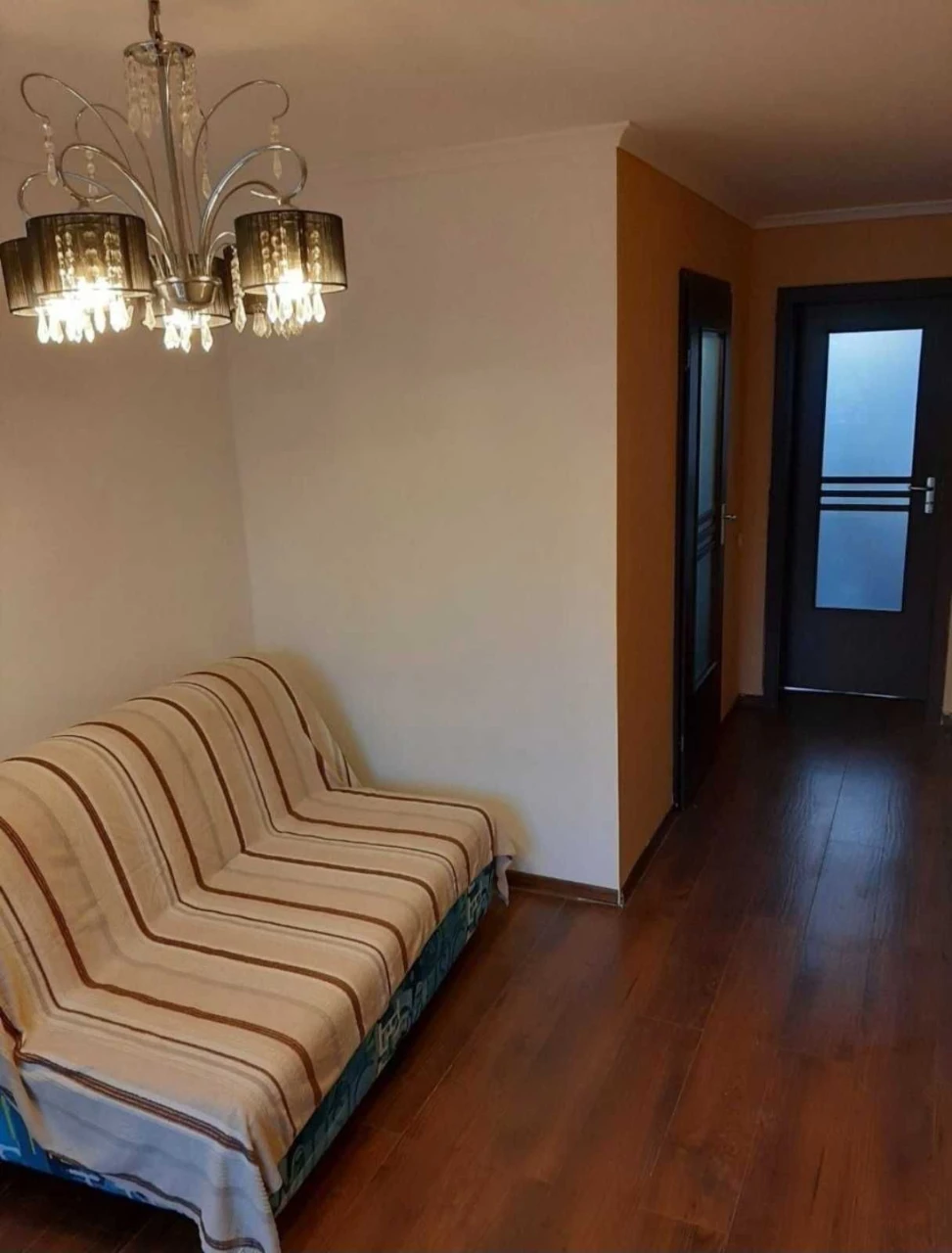 Продается 3 ком квартира по ул. Героев 93 бригады