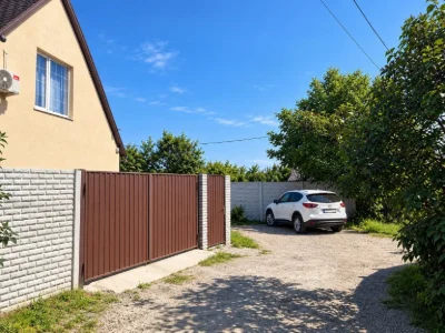 Продам двоповерховий будинок