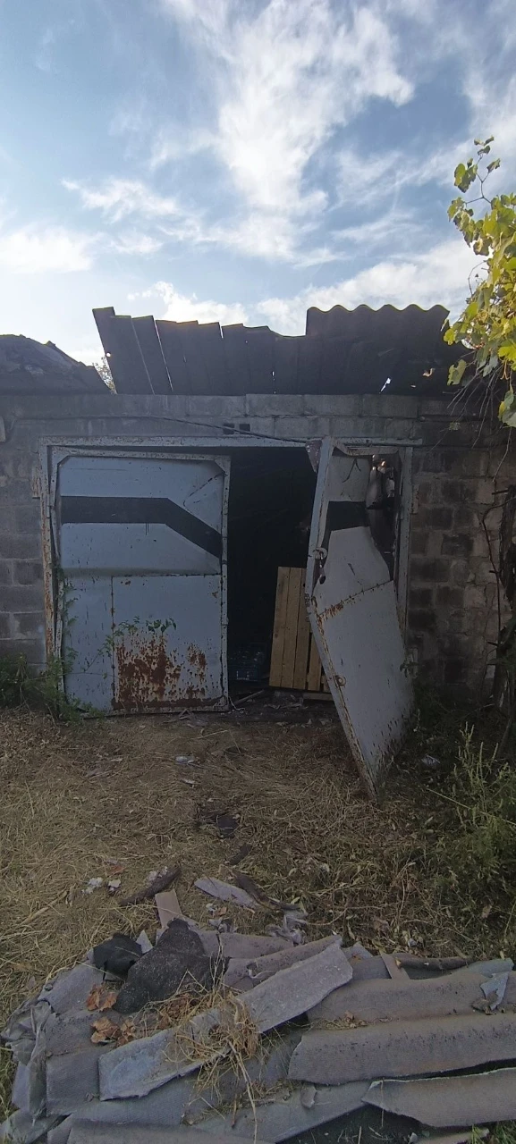 Продається міцний гараж