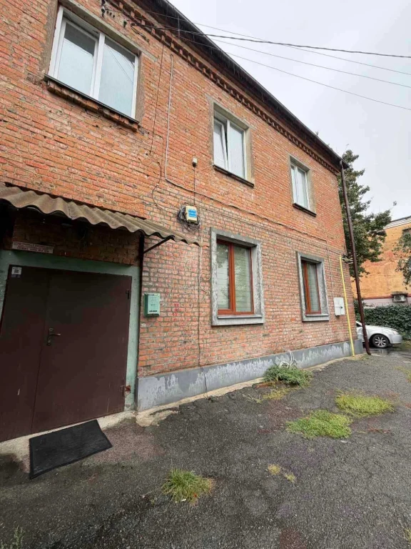 Продам 3-кімнатну квартиру на проспекті Пирогова, 2802