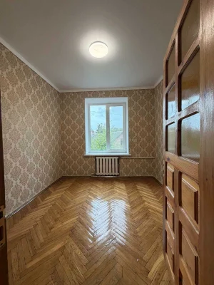 Продам 3-кімнатну квартиру на проспекті Пирогова, 2802
