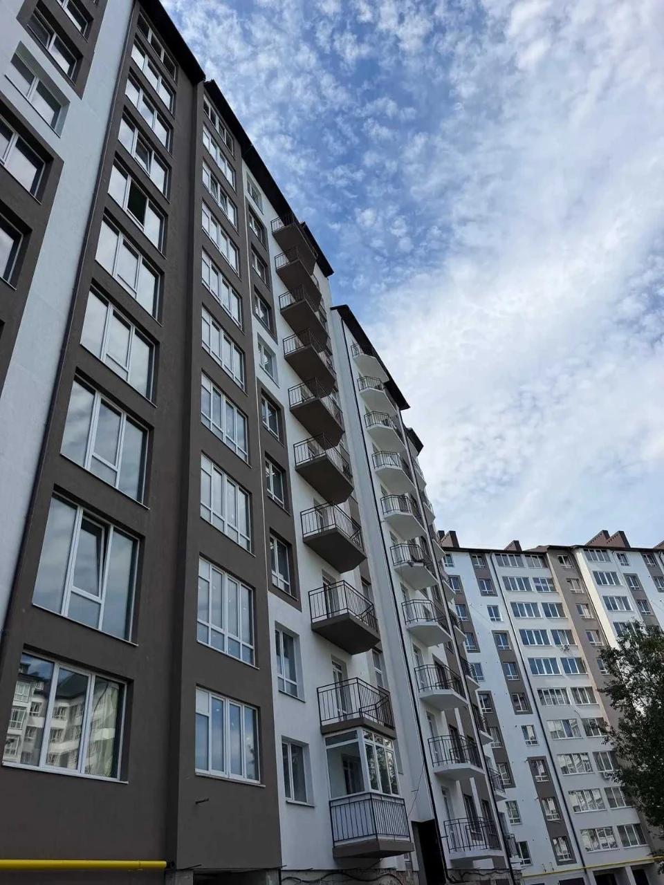 For Sale! 2-room apartment. Ready house.