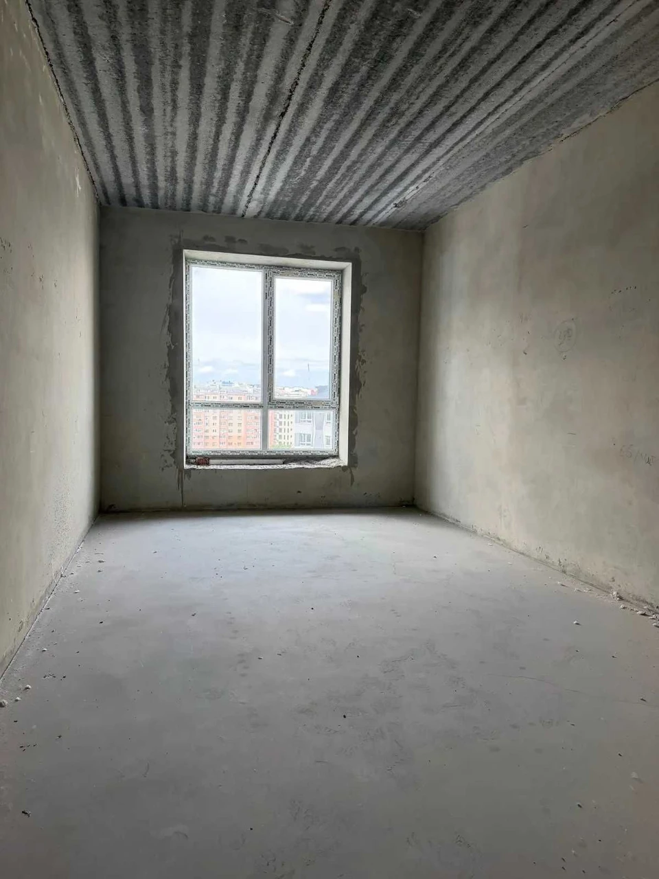 For Sale! 2-room apartment. Ready house.