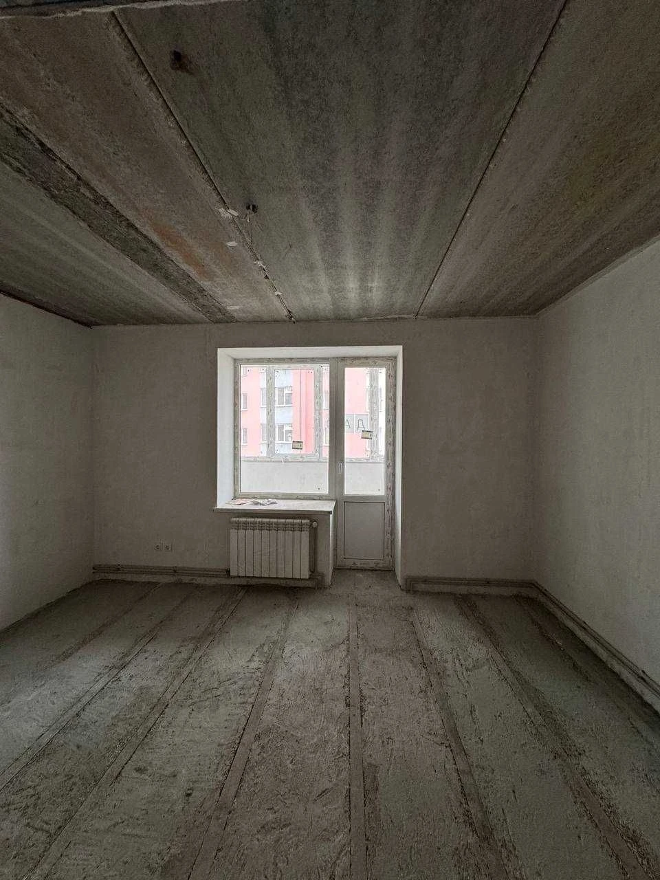 3-room apartment with two balconies and a boiler
