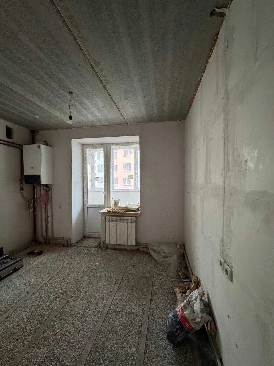 3-room apartment with two balconies and a boiler