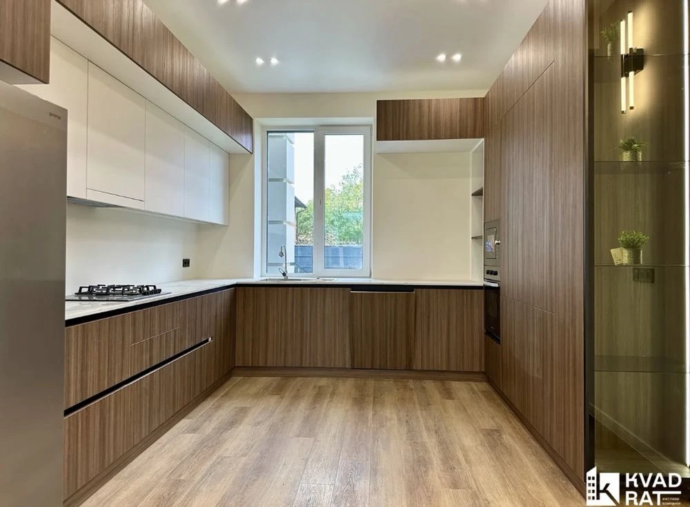 Luxury house, fully furnished 330 000$