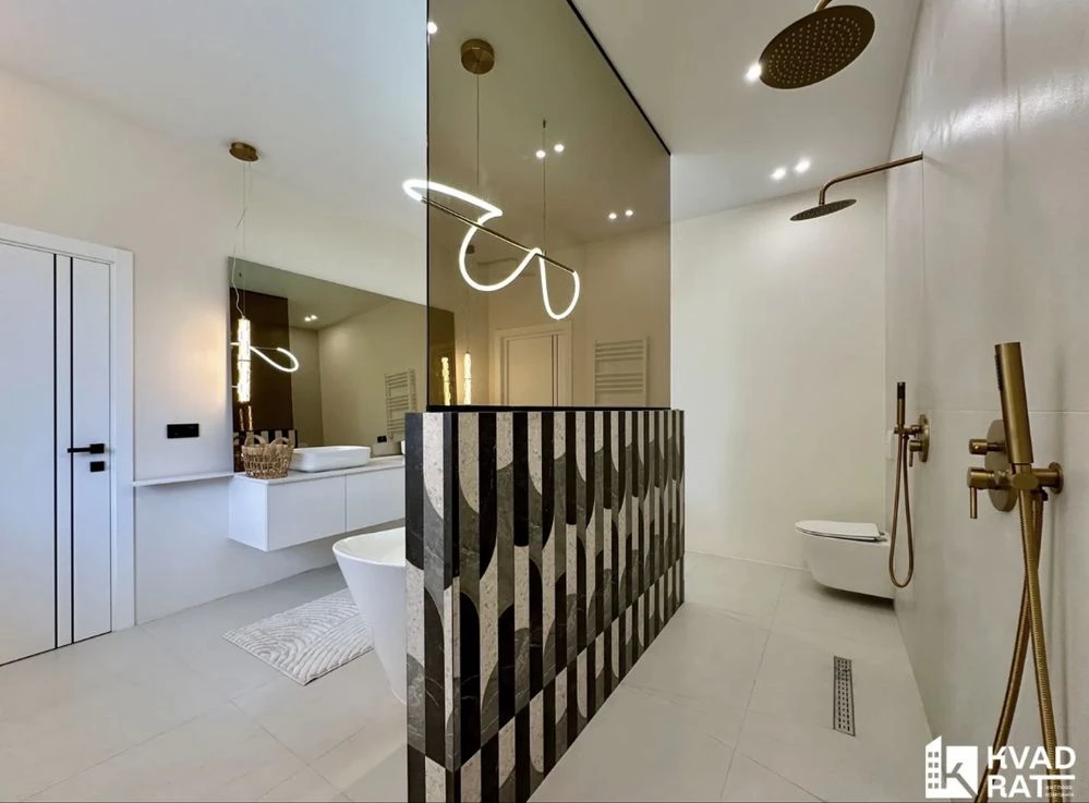 Luxury house, fully furnished 330 000$