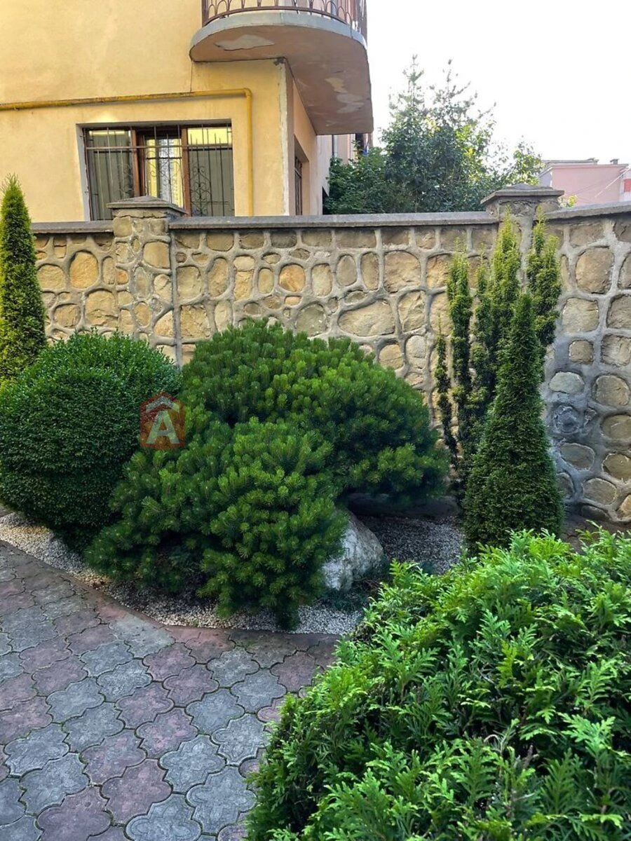 Продаж приватного будинку в Центрі Франківська