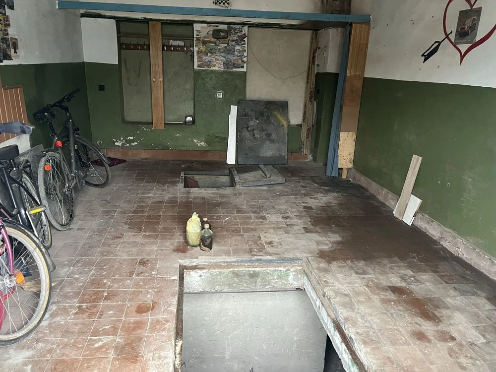 Три гаражі. Гаражний кооператив 22