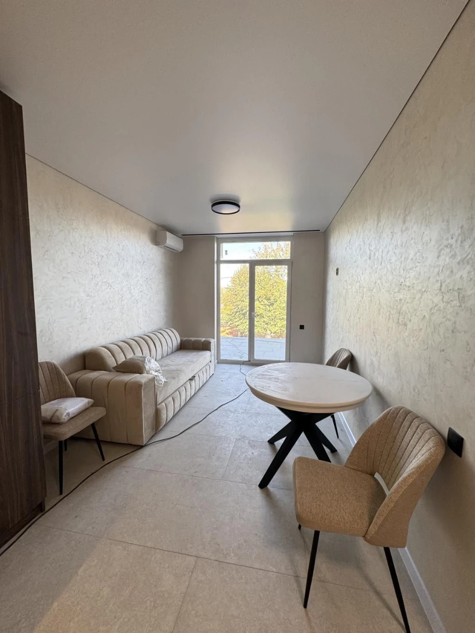 Sale of a modern apartment with a large terrace