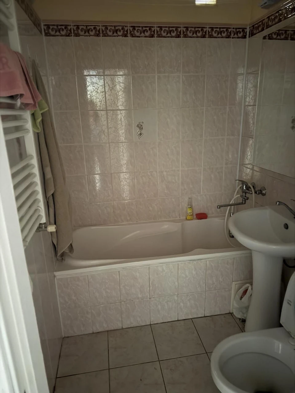 2 room apartment, near center, St. Tikhogo