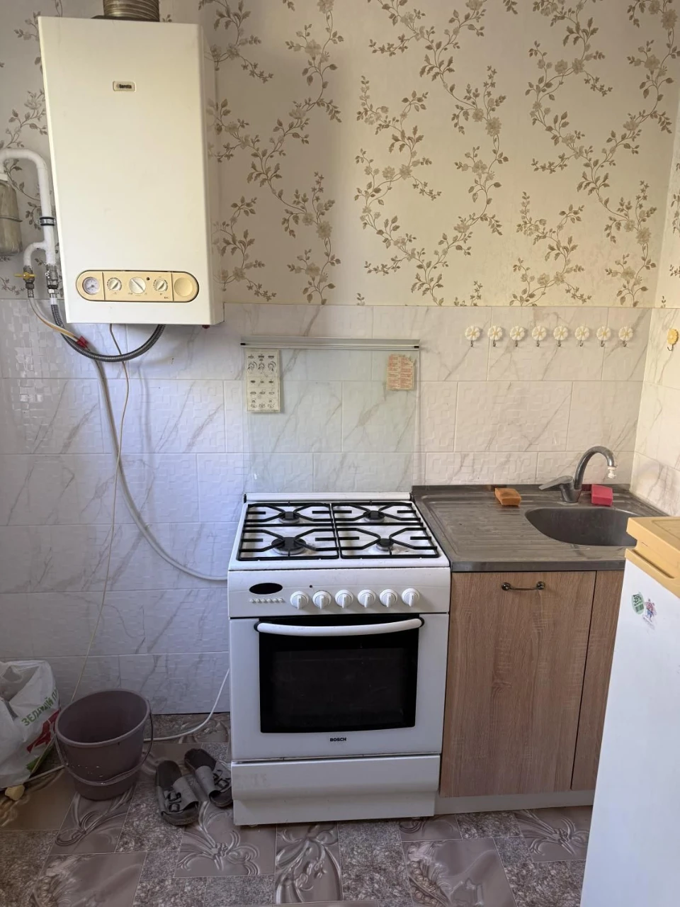2 room apartment, near center, St. Tikhogo