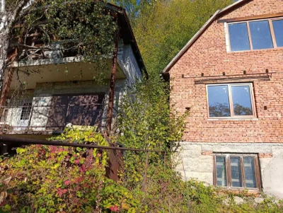 Sale of a country house 165 sq.m. with a plot of 6.5 acres in