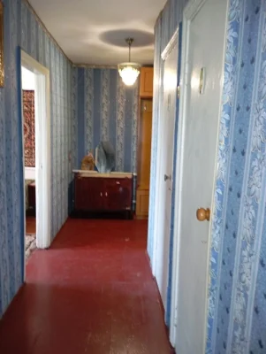 Selling a 2-room apartment in the village of Chorniavka. Owner.
