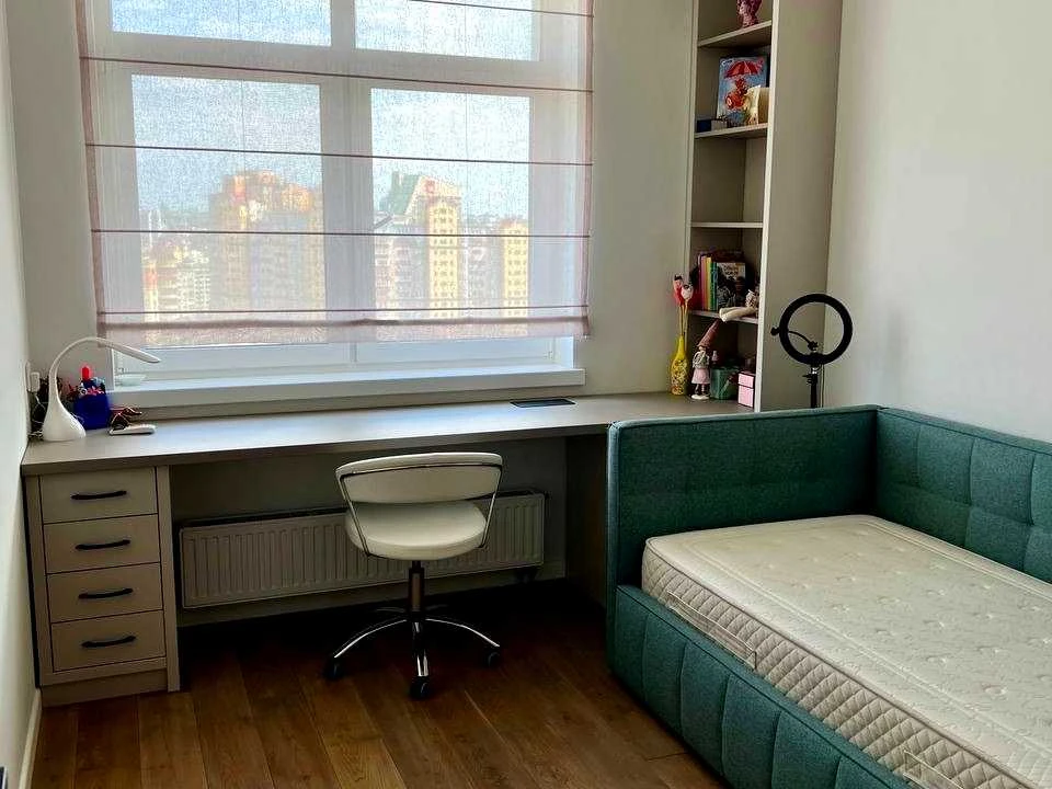 Apartment. Kyiv, Rostislavska St.
