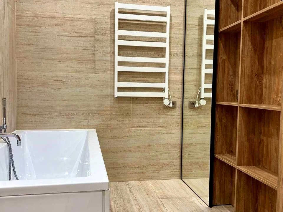 Apartment. Kyiv, Rostislavska St.