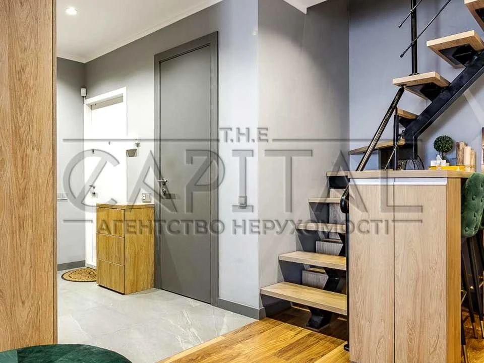 Apartment. Kyiv, Zarychna St.