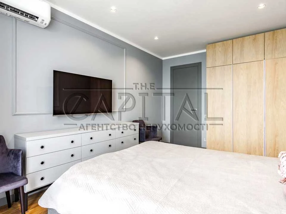 Apartment. Kyiv, Zarychna St.