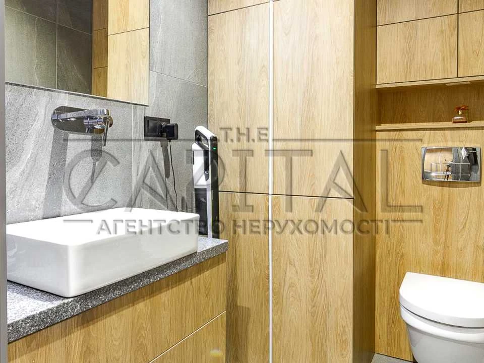 Apartment. Kyiv, Zarychna St.