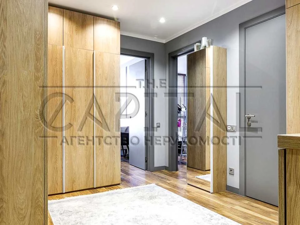 Apartment. Kyiv, Zarychna St.