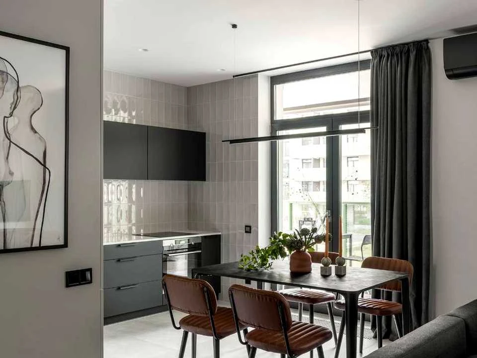 Apartment. Kyiv, Naberezhno-Ribalska Street, St.