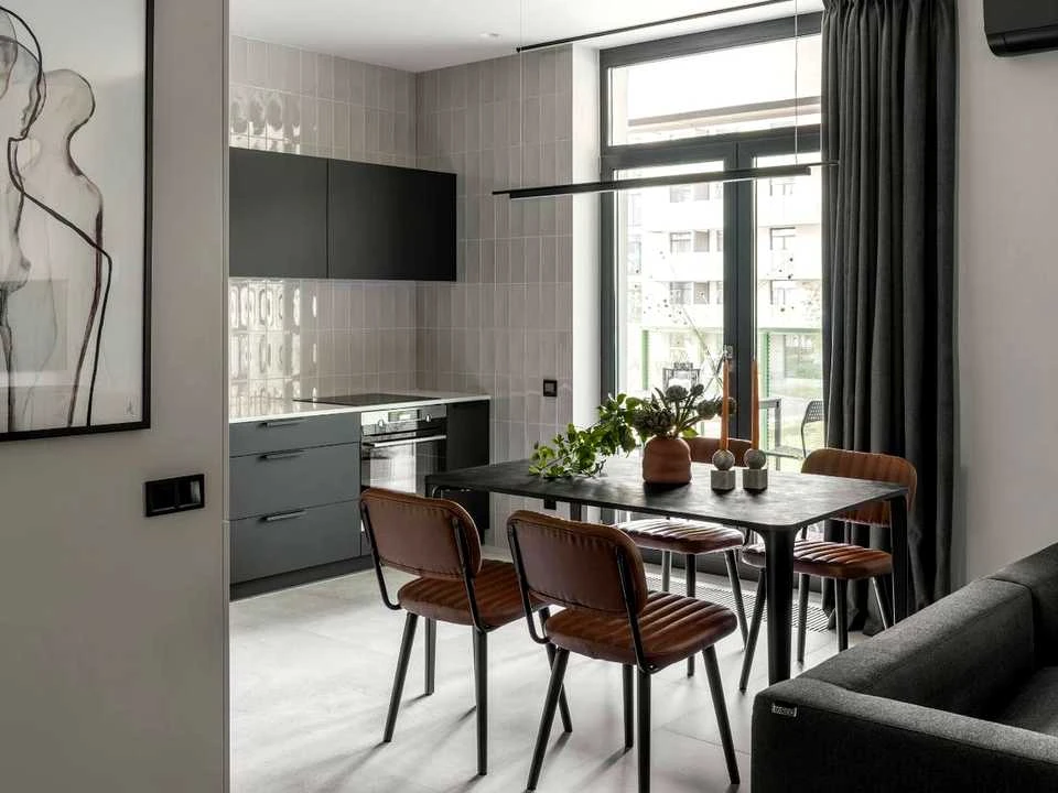 Apartment. Kyiv, Naberezhno-Ribalska Street, St.