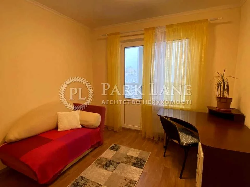 Apartment. Kyiv, Boris Hmyri Street