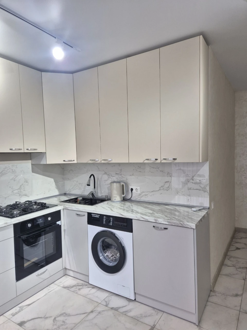 Apartment for sale FROM THE OWNER in a new building St. Mir