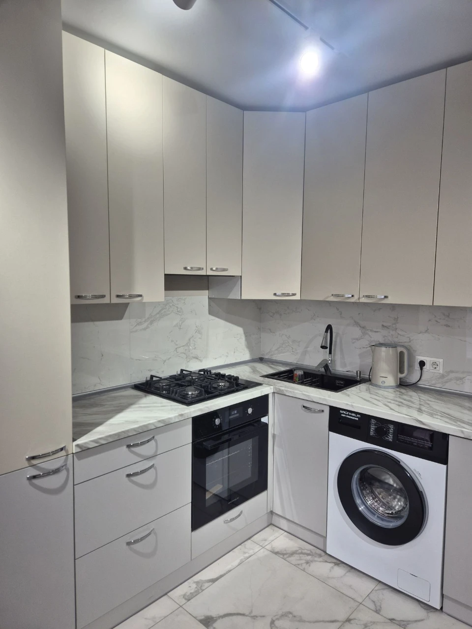 Apartment for sale FROM THE OWNER in a new building St. Mir