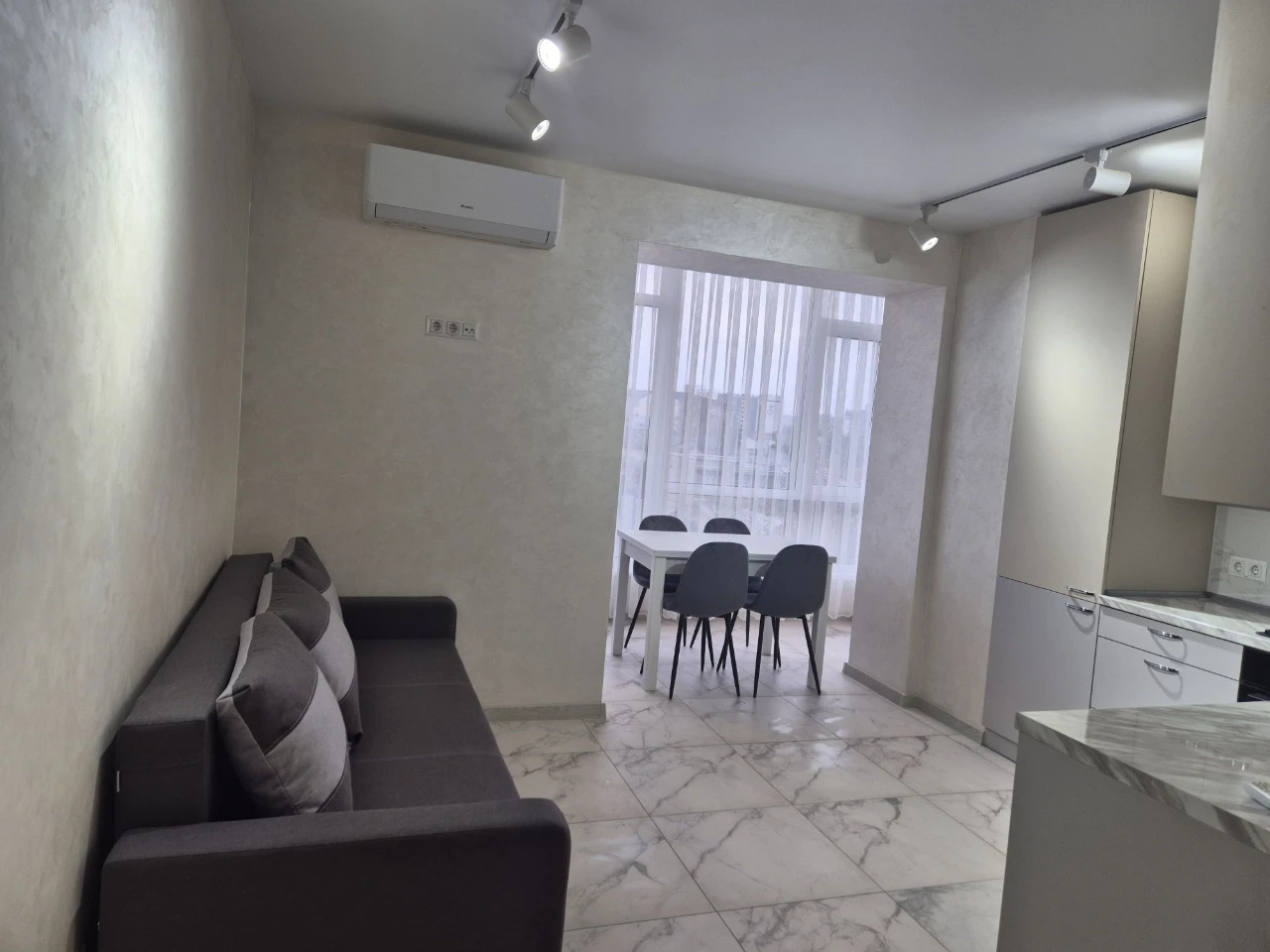 Apartment for sale FROM THE OWNER in a new building St. Mir